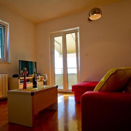 Apartman Roko Apartment ชิเบนิก ภายนอก รูปภาพ